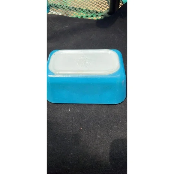 Vintage Pyrex 502-B Blue Refrigerator Dish - Picture 4 of 8